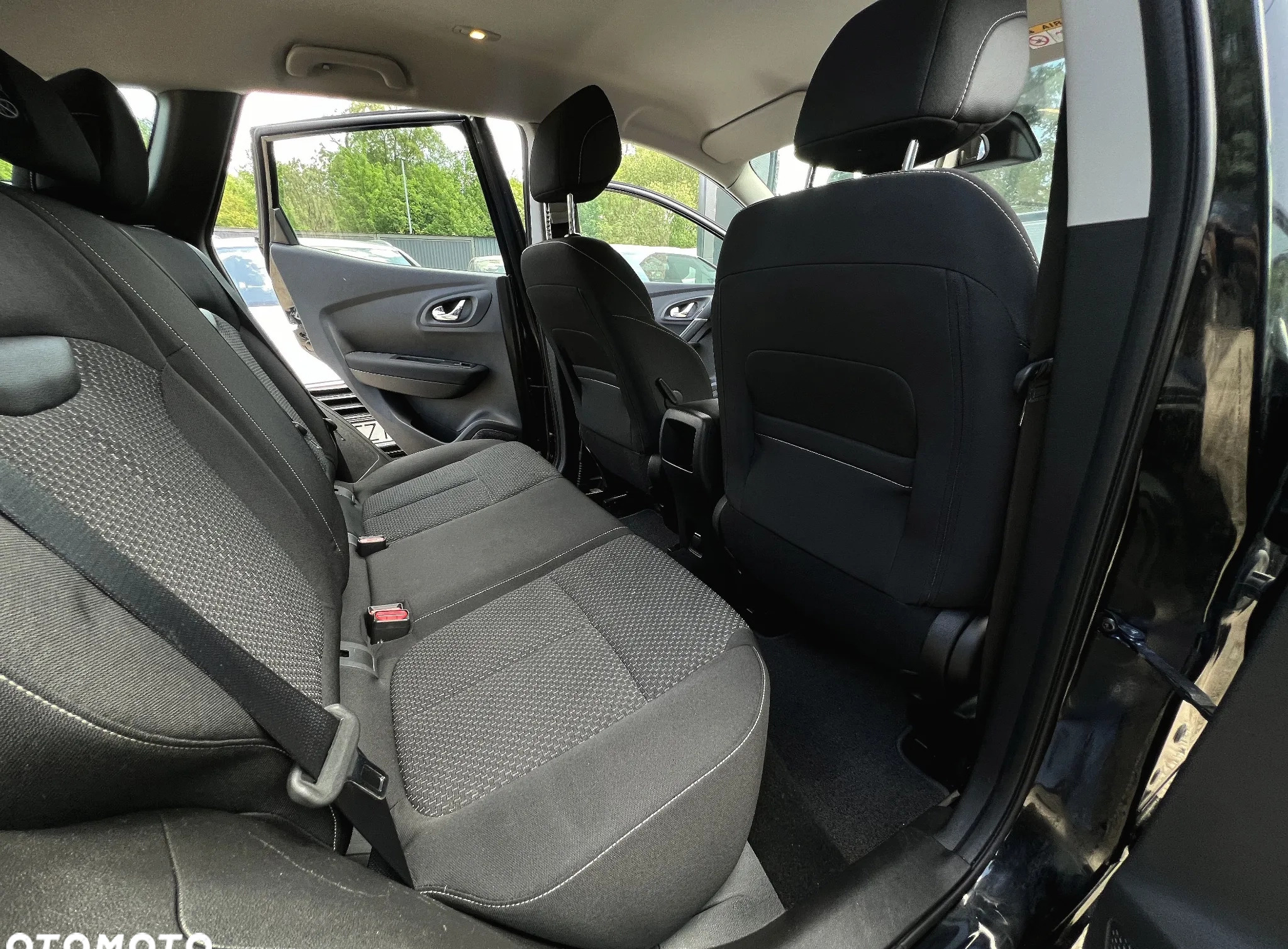 Renault Kadjar cena 59900 przebieg: 140000, rok produkcji 2017 z Gdańsk małe 667